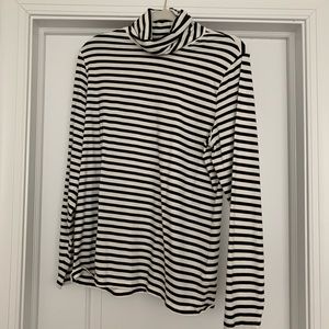 Lands’ End Women’s Size Large Striped Turtleneck